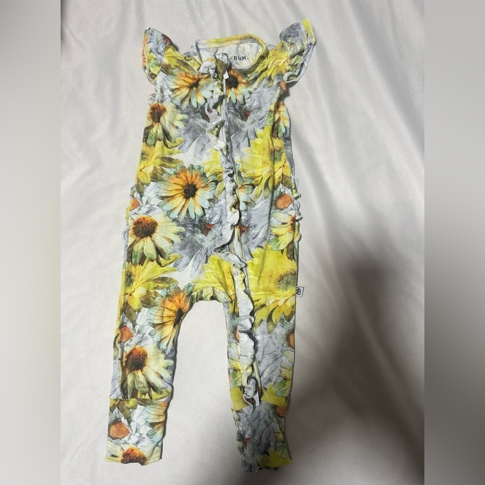 Little Bum Bums  0-3M bamboo romper